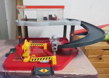 Garage Ferrari Bburago 2 liv. (Mariano)