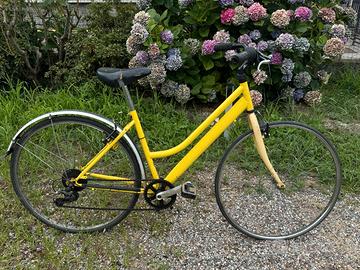 Bici da donna gialla