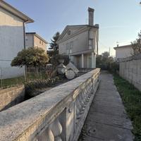 VILLA SINGOLA A VENEZIA