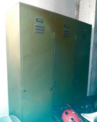 Armadio spogliatoio industriale anni 60 verde mili