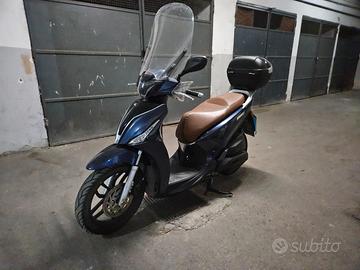 Kymco People 125i - 2018