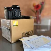 Nikon D600 Reflex Full Frame body only come nuova