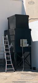 Aspiratore fumi e polveri