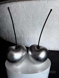 Coppia ciliegie decorative argentate 20 cm