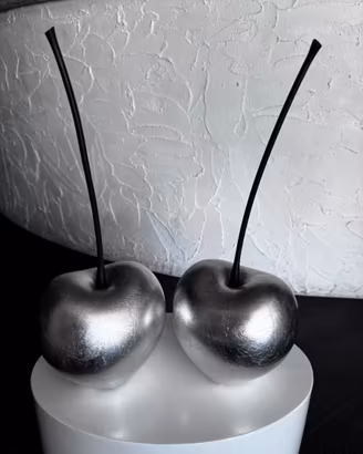 Coppia ciliegie decorative argentate 20 cm