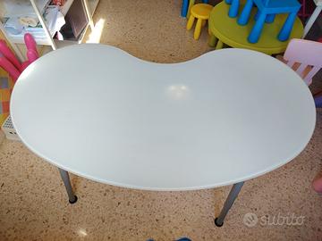 Scrivania galant ikea in vetro