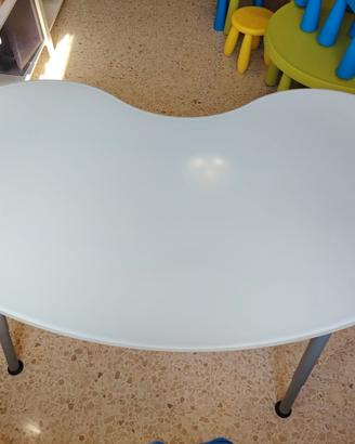 Scrivania galant ikea in vetro