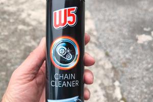 spray x pulizia catena moto o bici