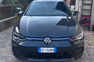 Golf GTE 8 2021 245cv plug-in