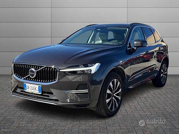 Volvo XC60 2.0 b4 Core awd auto