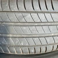 Michelin primacy  215 65 17