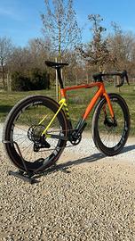 gravel MEGAMO SILK 02 tg L GRAVE ZIPP 303s XPLR