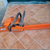 Motosegha husqvarna 440