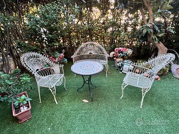 Salotto in ferro battuto