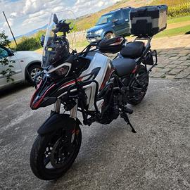 Benelli TRK 702, anno 2026, Km 8,500-FullOptional/