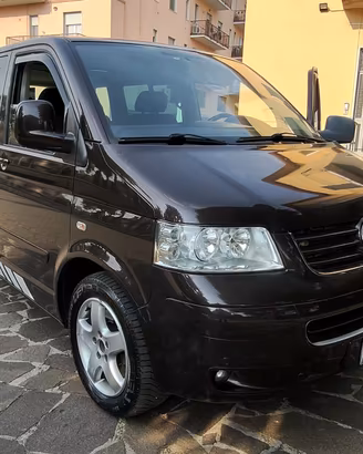 Volkswagen Multivan T5 2.5 TDI 4motion Gancio