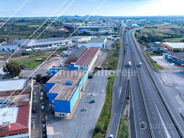 Struttura CommercialeSS131 km 11,500