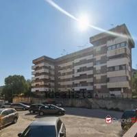 Svincolo Me-centro,quadrivani e servizi con posto