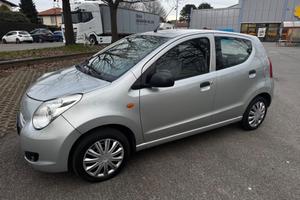 Suzuki Alto 1.0 con 77000km neopatentati