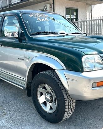 Mitsubishi L200 4 PORTE GANCIO