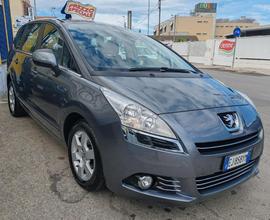 PEUGEOT 5008 1.6 HDi 112 CV Active - 2011