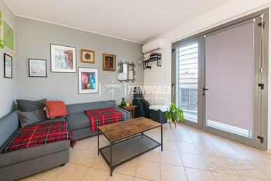 VENDITA TRILOCALE CON TERRAZZO