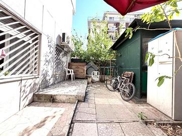2 LOCALI A ROMA