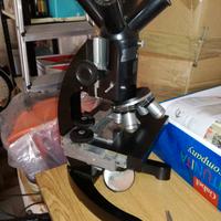 Microscopio fratelli Koristka Milano