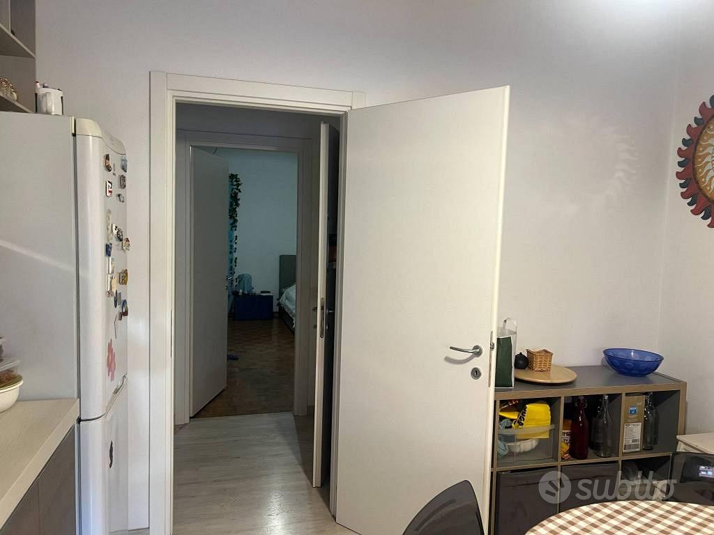 Apartment in Milano, La Viridiana, Municipio 7 - Altro