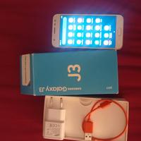 Smartphone Samsung Galaxy J3 gold