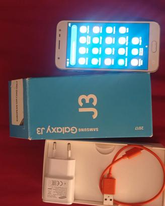 Smartphone Samsung Galaxy J3 gold
