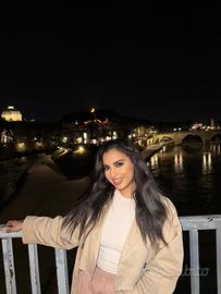 Receptionist , Hostess , Cameriera professionale