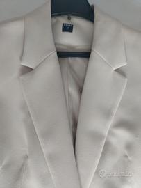 Giacca donna di colore beige