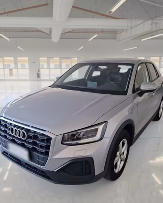AUDI Q2 1.5 35 TFSI BUSINESS SUV