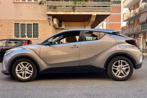 Toyota C-HR 1.8 Hybrid 122 CV - Active e-cvt