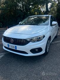 ADATTA PER NEOPATENTATI FIAT TIPO 1.4 5 porte Easy