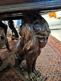 mobile antico e tavolo