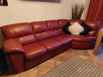 Divano rosso in Pelle di Bufalo 