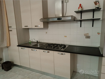 Porto Recanati con mare e centro in 100 metri