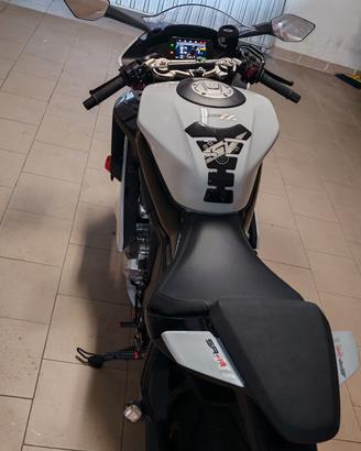 CFMOTO 675 SR-R 2025 – 4.000 km