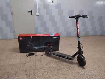 Monopattino Elettrico Ducati Pro II - leggi bene