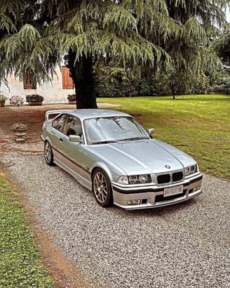 Bmw 320i e36 coupé m54b30