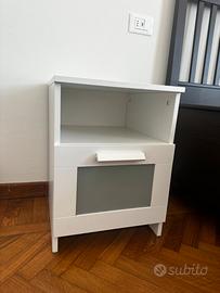 COPPIA DI COMODINI BIANCHI