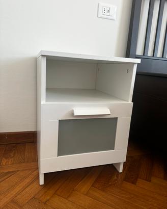 COPPIA DI COMODINI BIANCHI