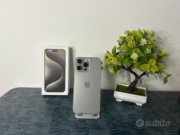 iPhone 15 Pro Max 512GB Titanio Garanzia 12 Mesi