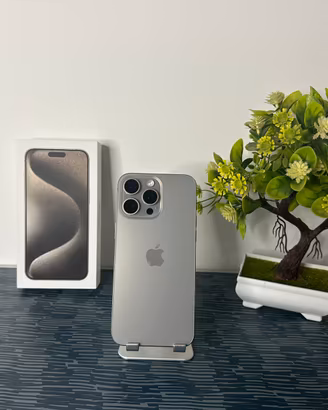 iPhone 15 Pro Max 512GB Titanio Garanzia 12 Mesi