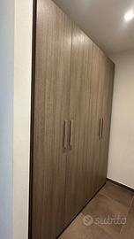 Armadio 4 ante moderno colore rovere