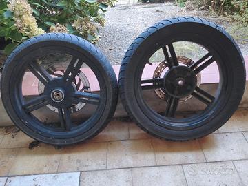 coppia ruote complete cerchi in lega 16