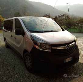 Opel Vivaro 9 posti