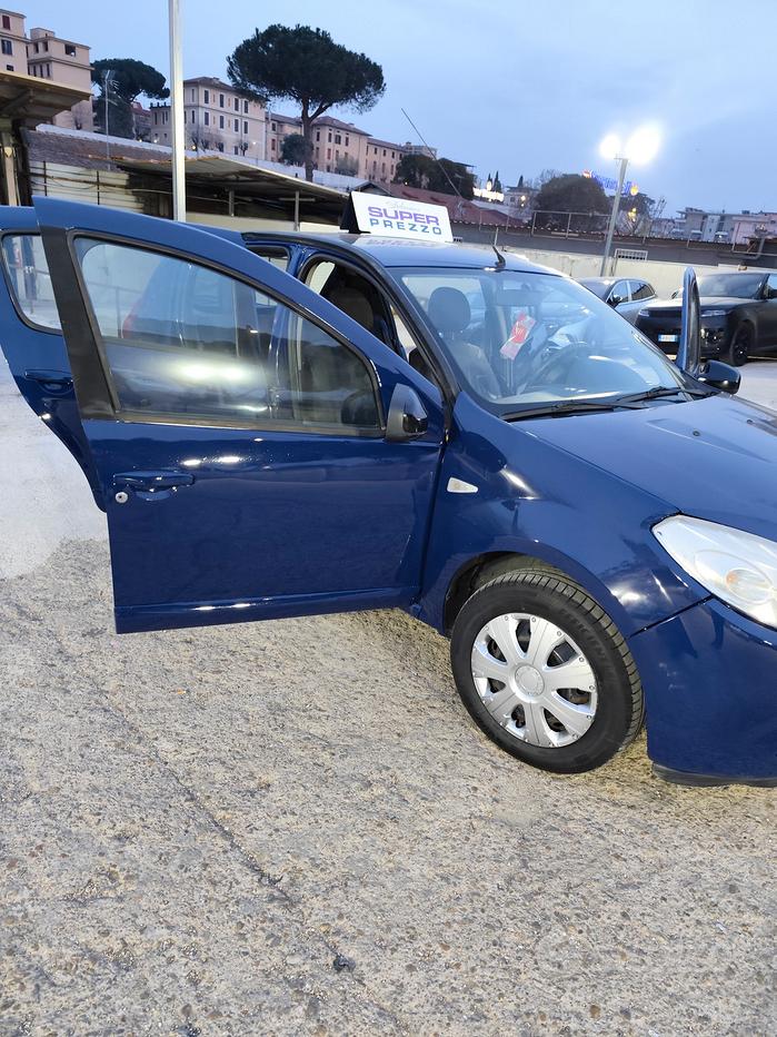 Dacia Sandero 1ª serie